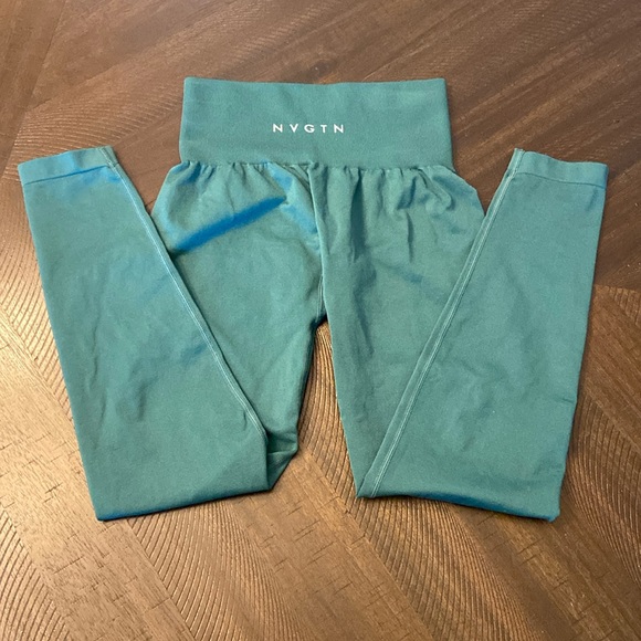 NVGTN Pants - NVGTN Green Seamless Leggings 💚